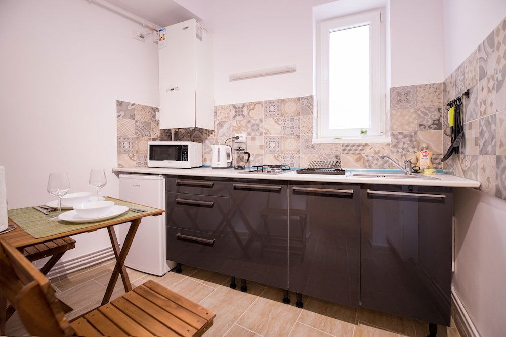 One O'clock Studio Old Town