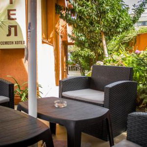 Hotel Family Hotel Saint Iliya cazare Burgas