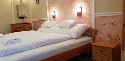 Hotel Central Panzió Gyula