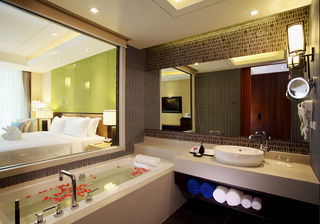 Hotel Graceland Khao Lak Resort & Spa