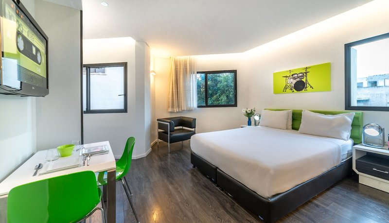 Hotel 130 Rock Apartments