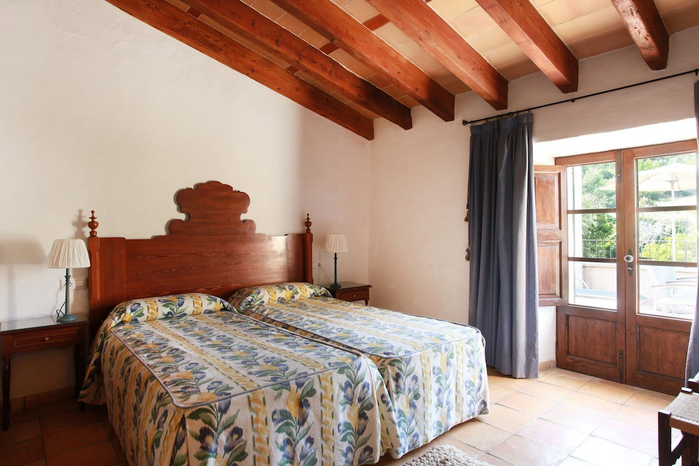 dal travel Son Siurana