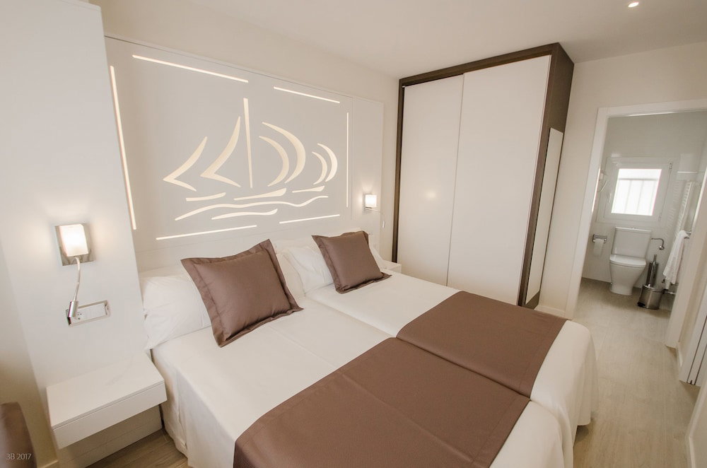 Apartamentos Ponent