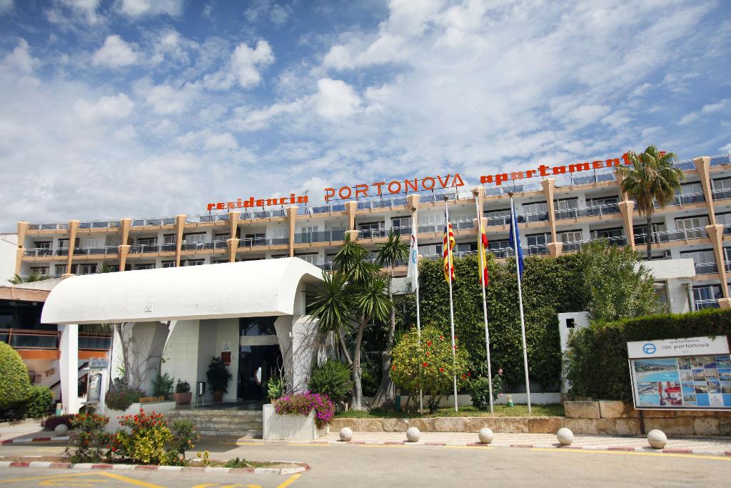 dal travel Apartamentos Roc Portonova
