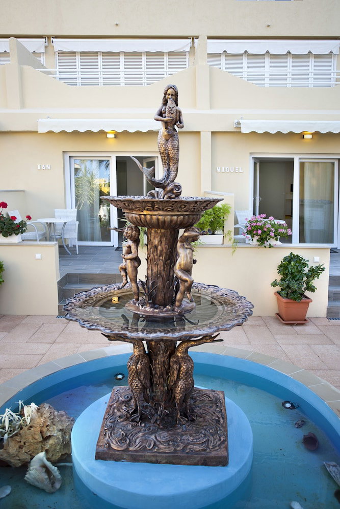 dal travel Hotel Cupidor