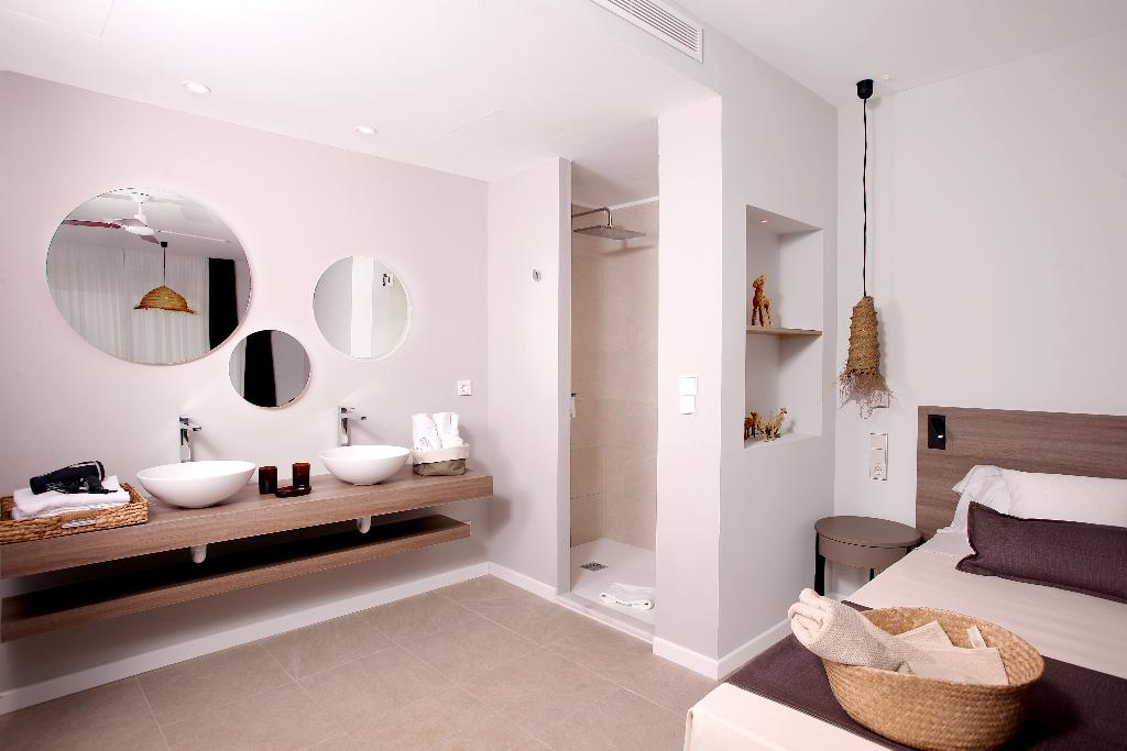 dal travel Eques Petit Resort
