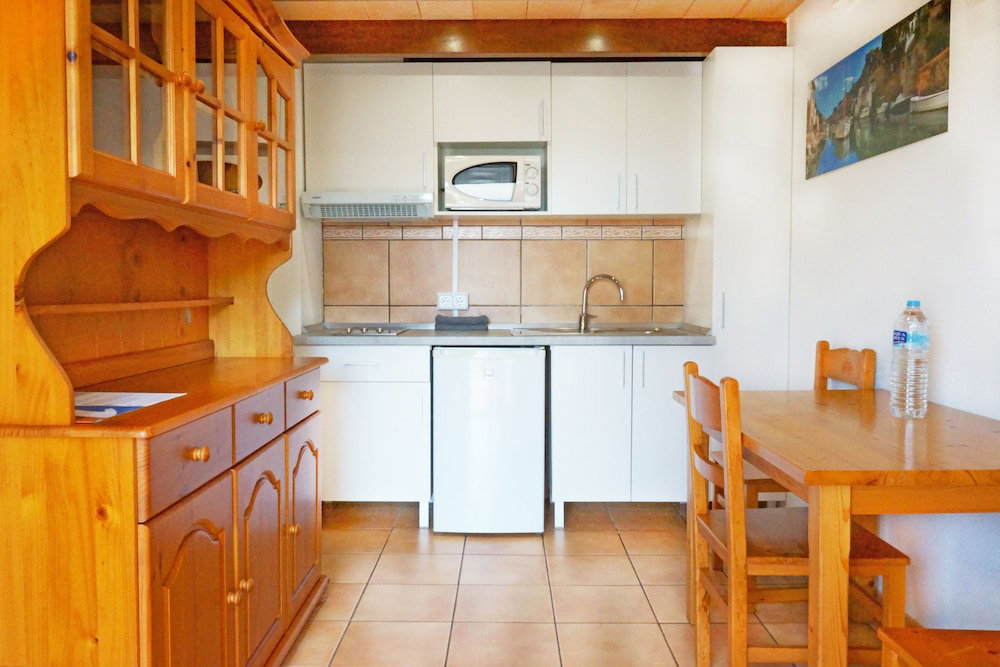 dal travel Marblau Hostal