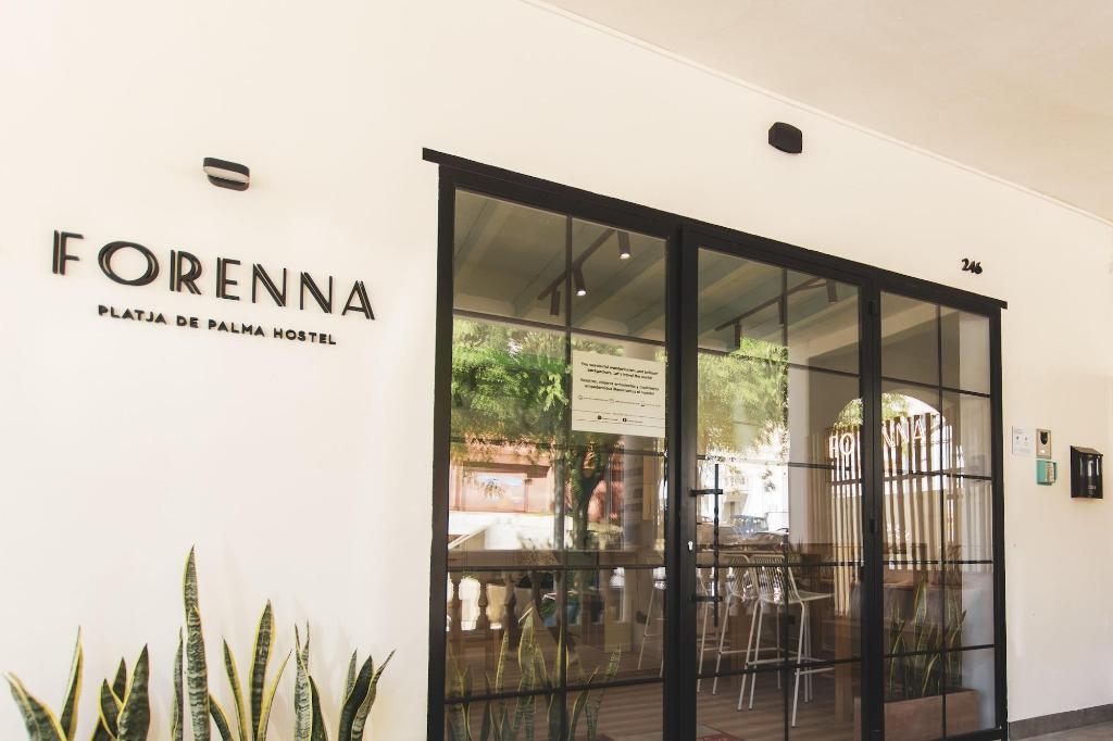 Hotel Forenna Hostel Adults Only