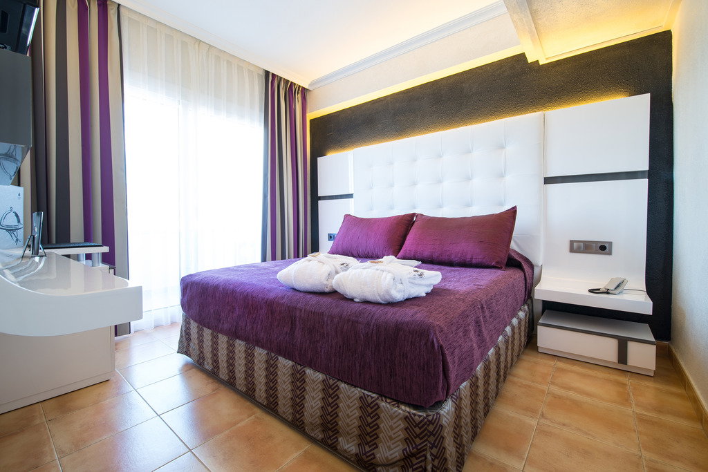 dal travel Salles Marina Portals