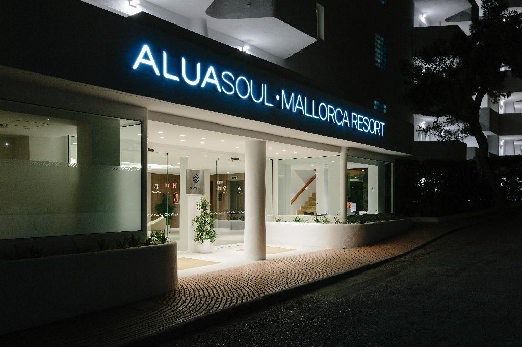 dal travel Aluasoul Mallorca Resort - Adults Only