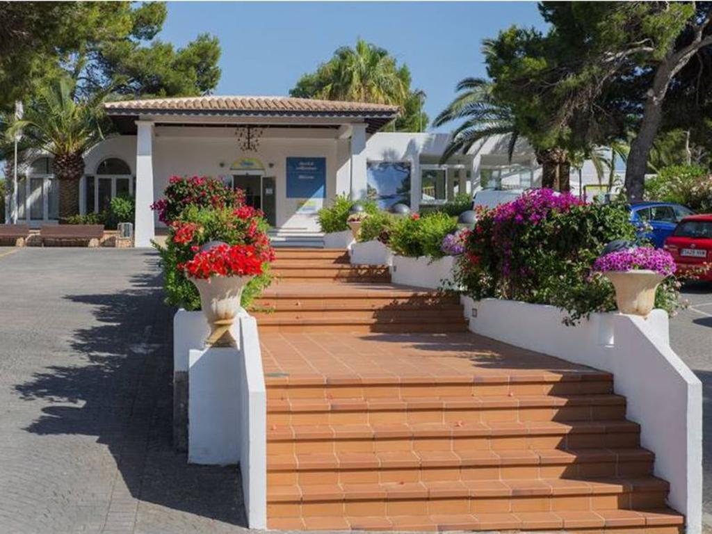 dal travel Hotel Club Es Talaial