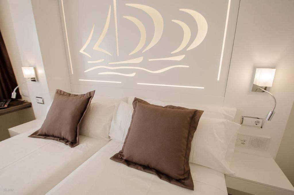 dal travel Ponent Apartments