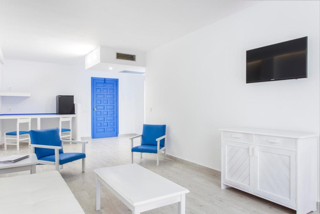 dal travel Guya Wave Hotel