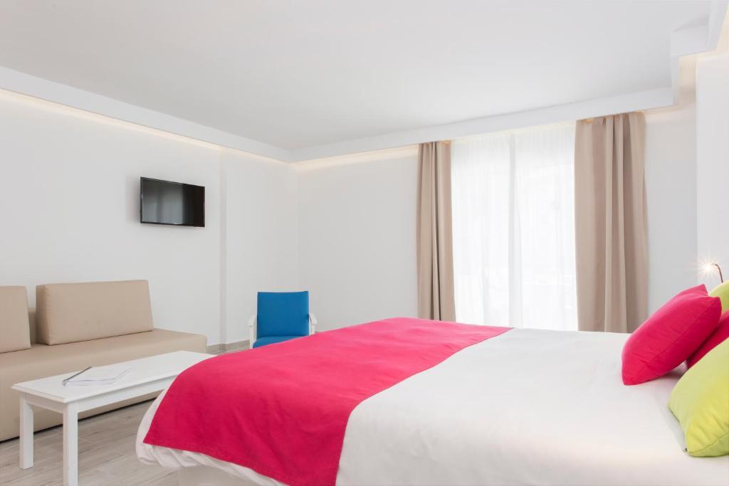 dal travel Guya Wave Hotel