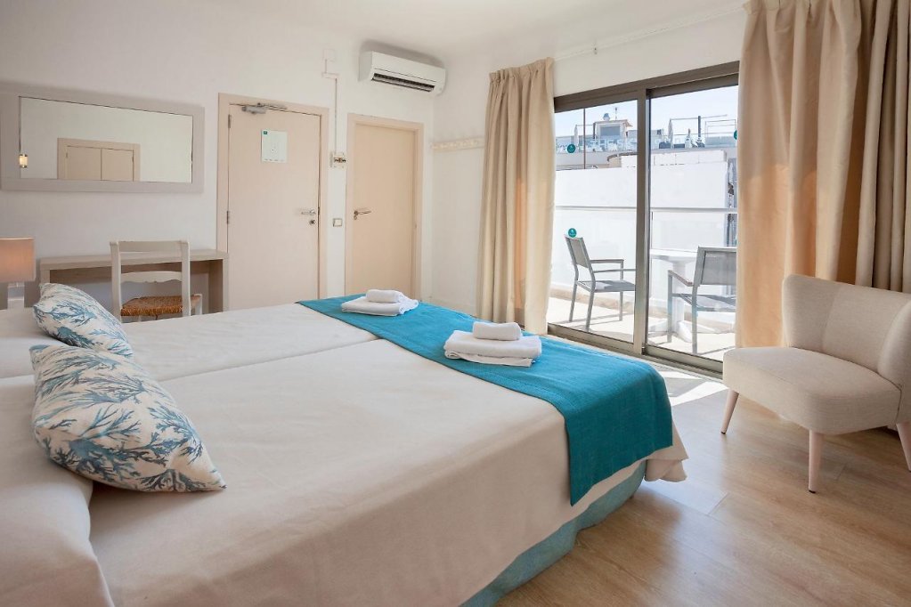 Hotel Petit Garden Hotel By Flacalco