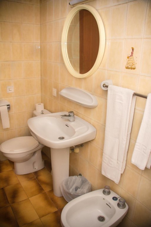 dal travel Apartamentos Monac Beach