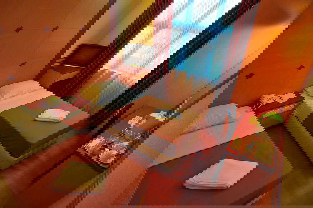 Hotel Flora Place Hotel