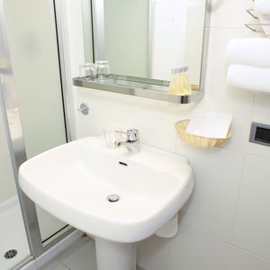 Hotel Cristal Palace cazare Andria