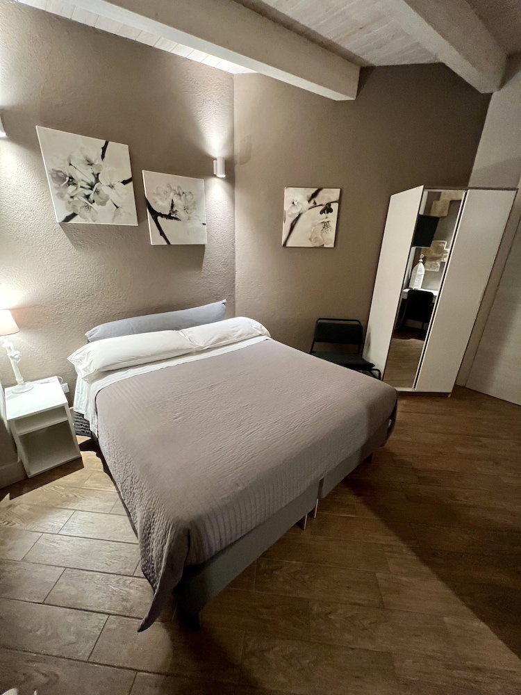 Hotel Bed And Breakfast Bella Napoli