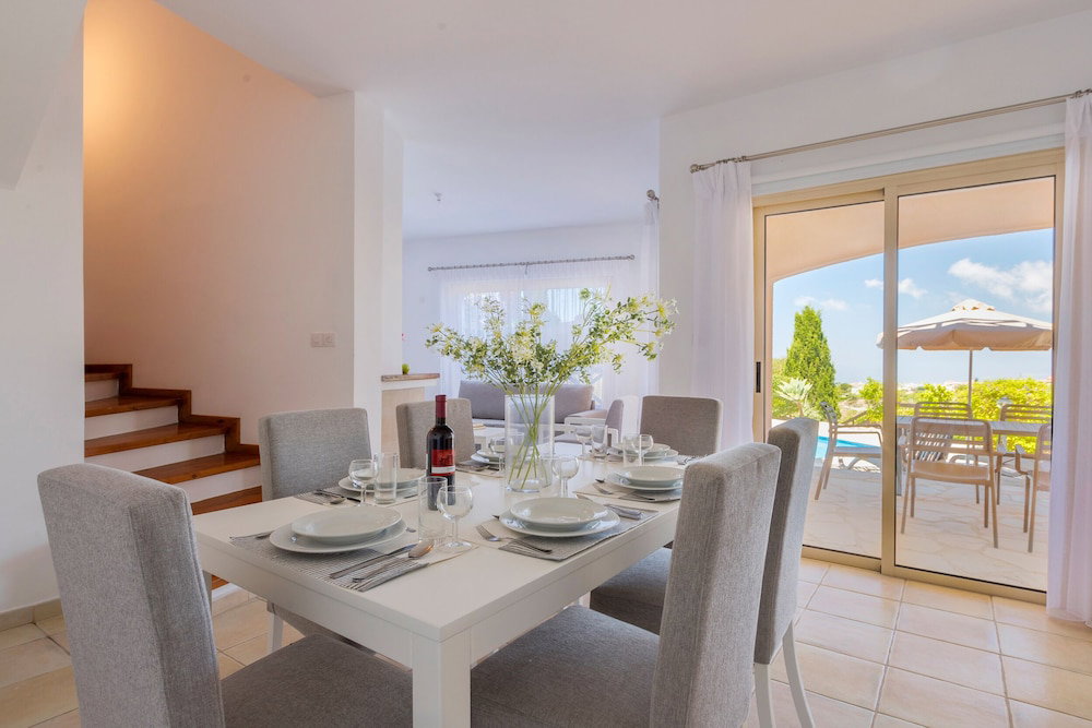 dal travel Resitour - Perneri Villas