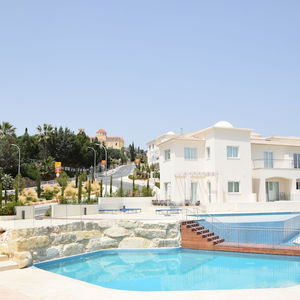 Hotel Tala Luxury Apartments By Raise cazare Paphos
