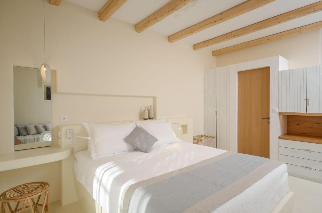 Antony Suites And Residences