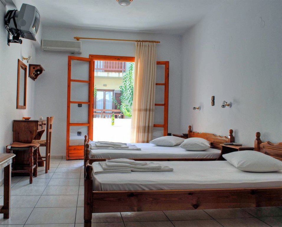 Kapetanos Rooms