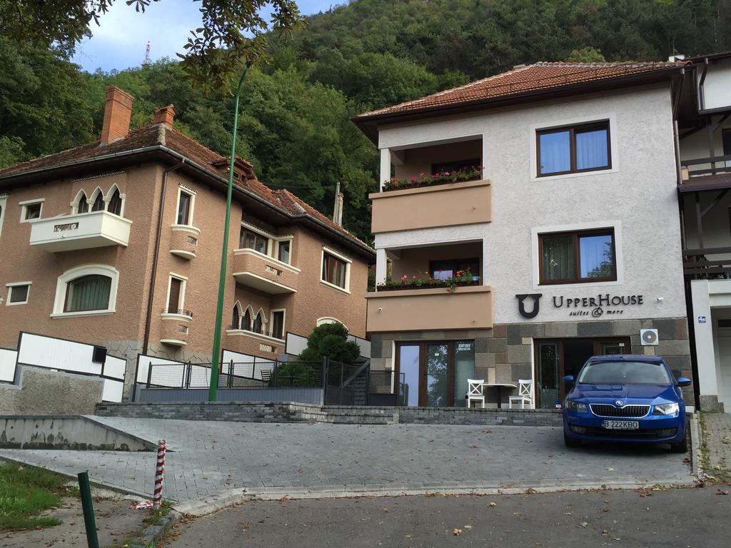Hotel Pensiunea Upperhouse
