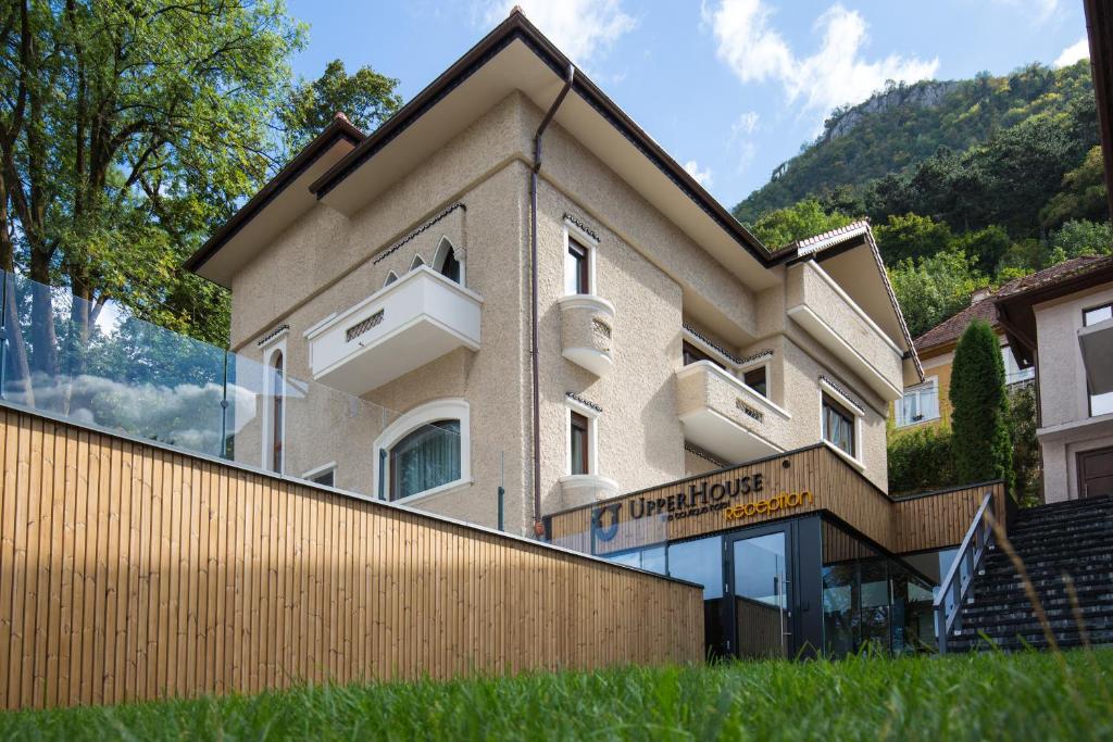 Upperhouse Suites & More