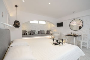 Hotel Naxos Evilion Luxury Apartments And Suites cazare Naxos
