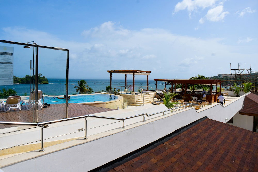 Hotel Hacienda Samana Bay Hotel & Residence