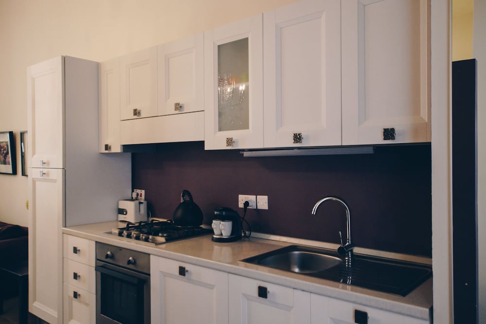 Hotel Sally Port City Pads