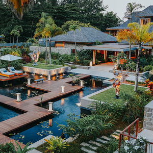 Hotel L'escale Resort Marina & Spa cazare Victoria