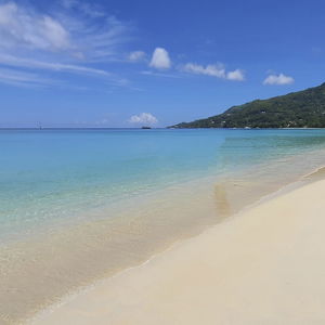 Hotel Beach View Villa - Beauvallon Villas cazare Victoria