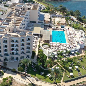 Sejur Queen'S Bay Hotel vacanta Paphos