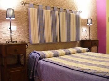 Hotel El Nogal Home - Hostel