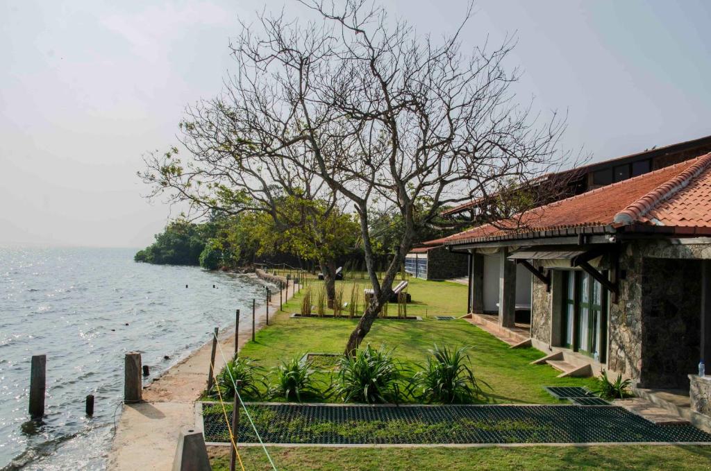 Regenta Arie Lagoon Negombo