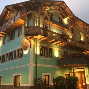 Hotel Alpina cazare Pinzolo
