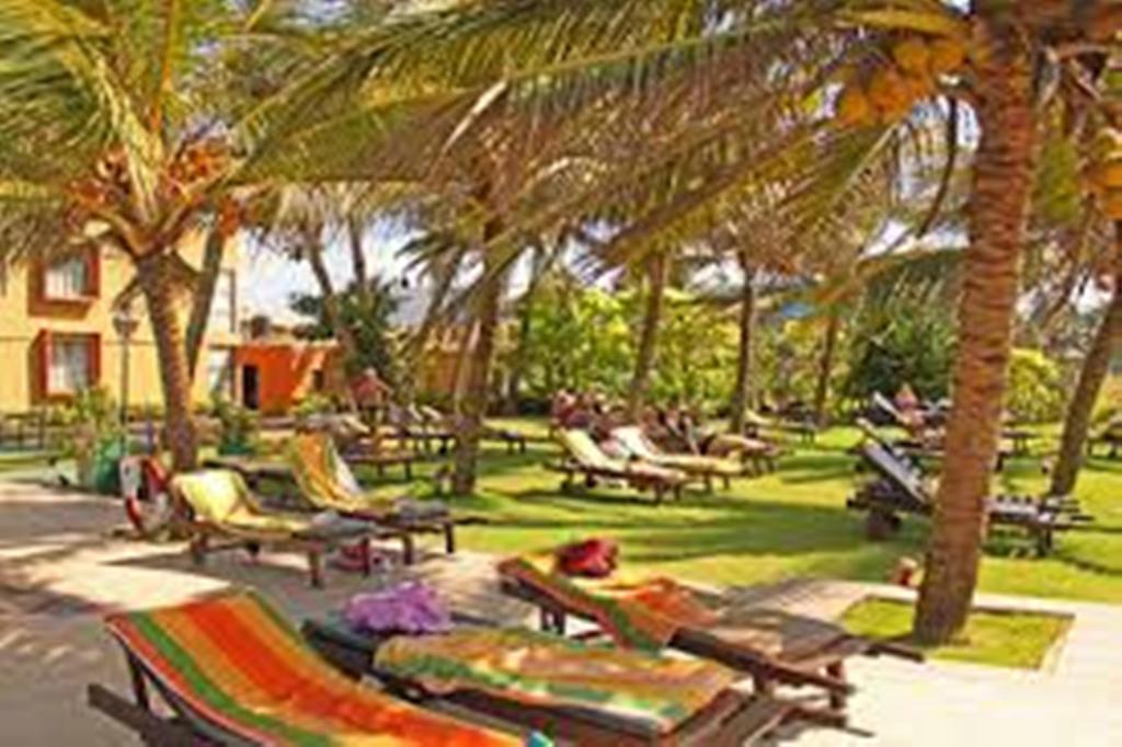 Camelot Beach Hotel