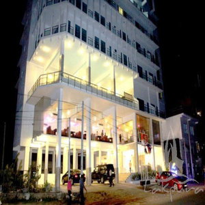 Mirage Colombo Hotel