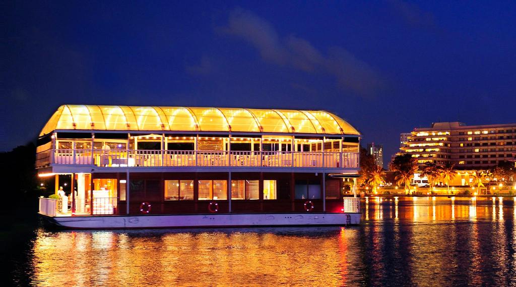 Cinnamon Lakeside Colombo