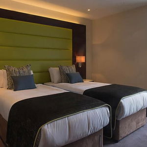 Sejur St George'S Hotel Wembley vacanta Londra