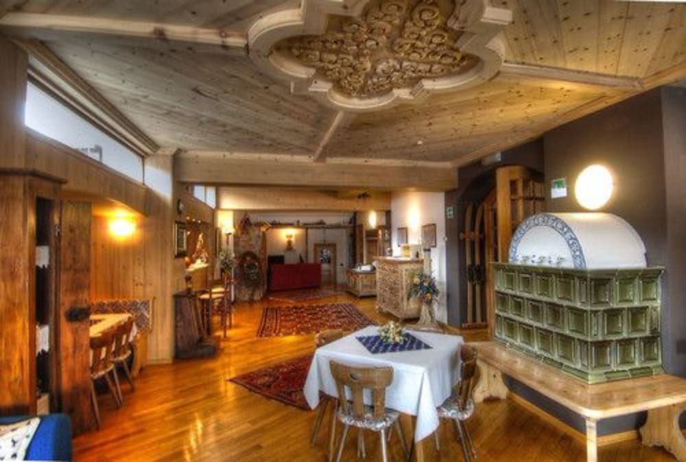 Hotel Meublè Garni Della Contea