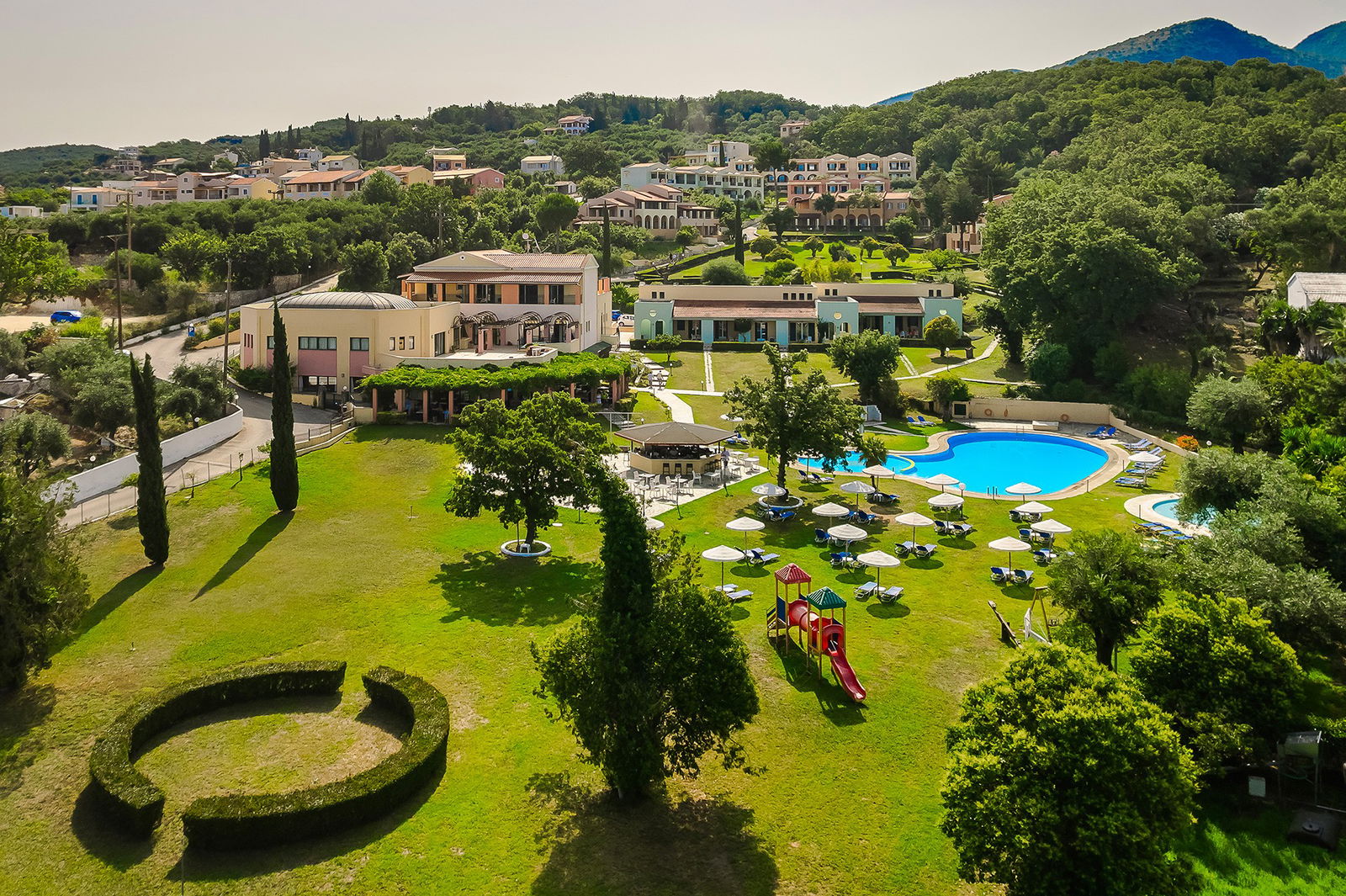 Hotel Century Resort