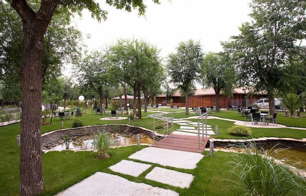 Hotel Complejo La Cigüeña