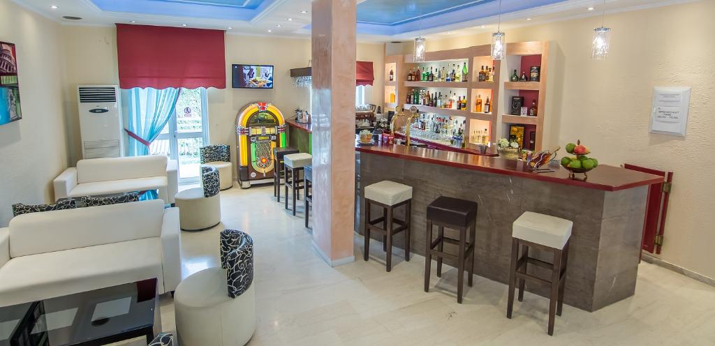 Primavera Hotel