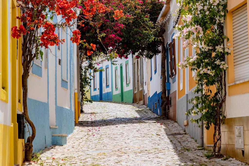Made Inn Faro
