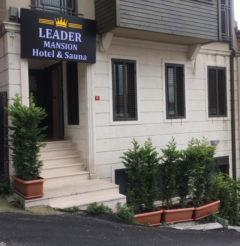 Hotel Leader Mansion Hotel & Suite