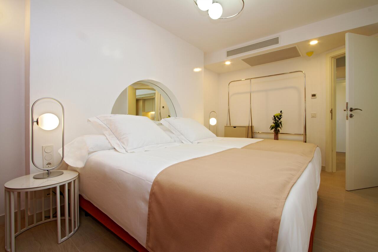 Hotel Plus Fariones Habitat