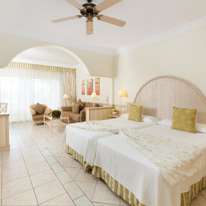 Hotel Gran Castillo Tagoro Family & Fun Playa Blanca cazare Lanzarote